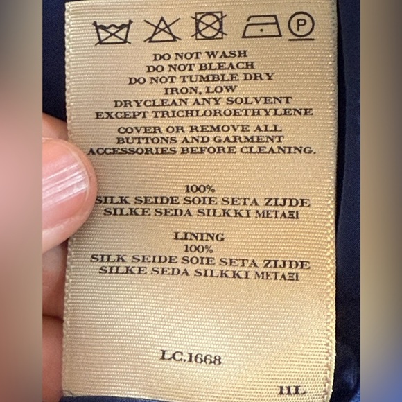 Burberry London Blue Floral print Teird Knee Length Skirt, size 8 US - Picture 11 of 12